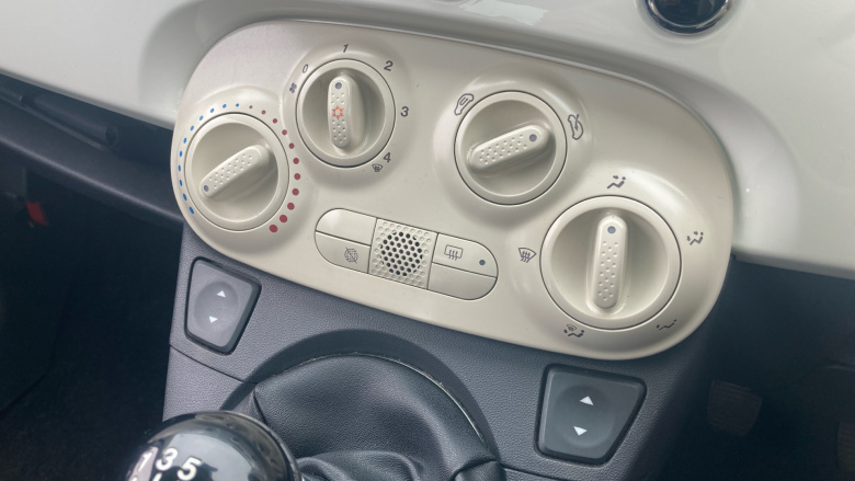 Fiat 500 1.2 Lounge 3dr [Start Stop] Petrol Hatchback